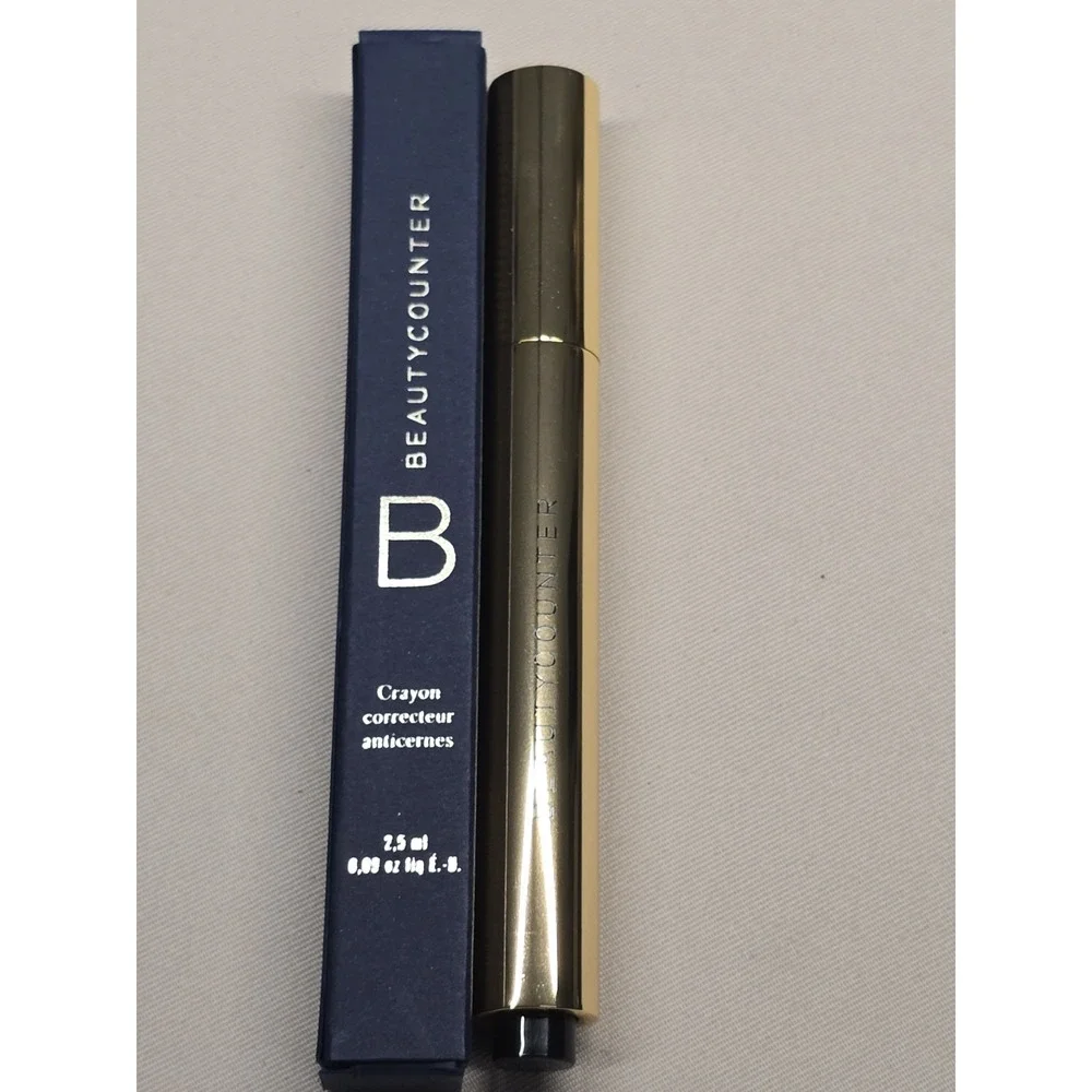 Beautycounter Touchup Concealer Pen Light 2 2.5 mL Touch Up Brush Pen